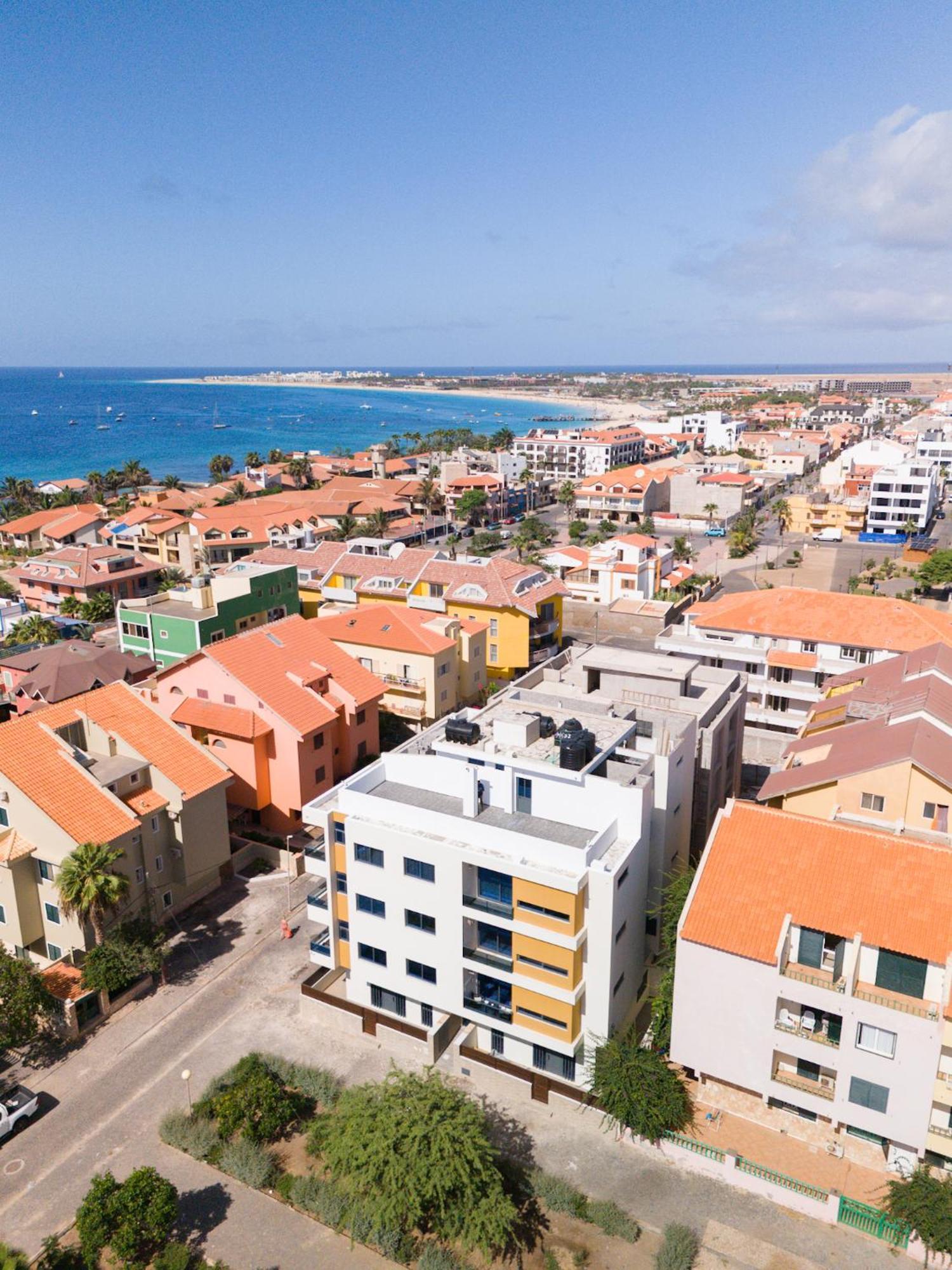 Brand New Spacious T3 Apartment In Santa Maria Eksteriør billede