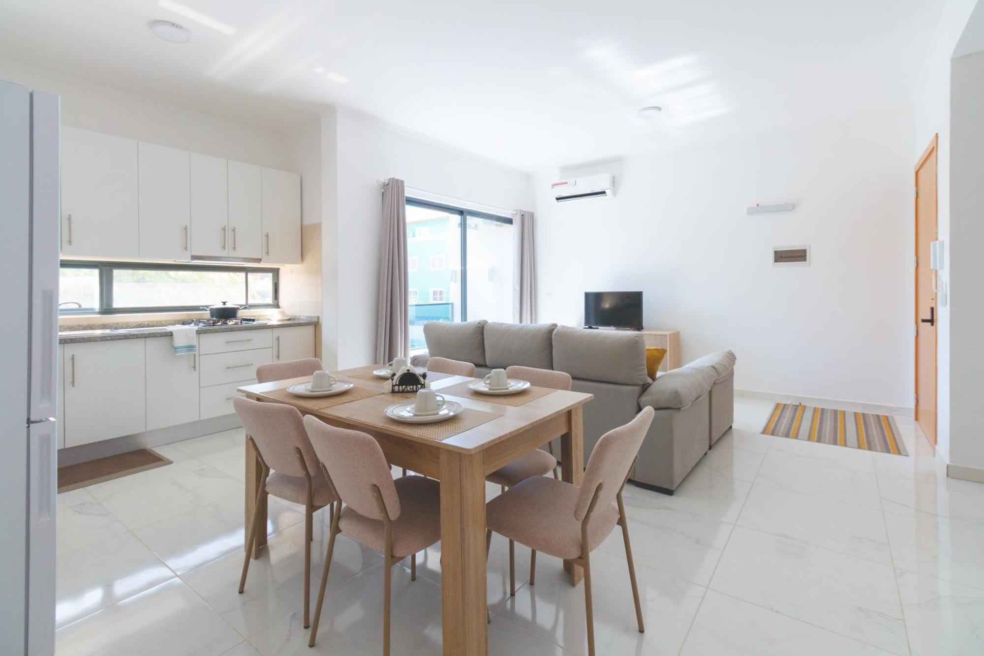 Brand New Spacious T3 Apartment In Santa Maria Eksteriør billede
